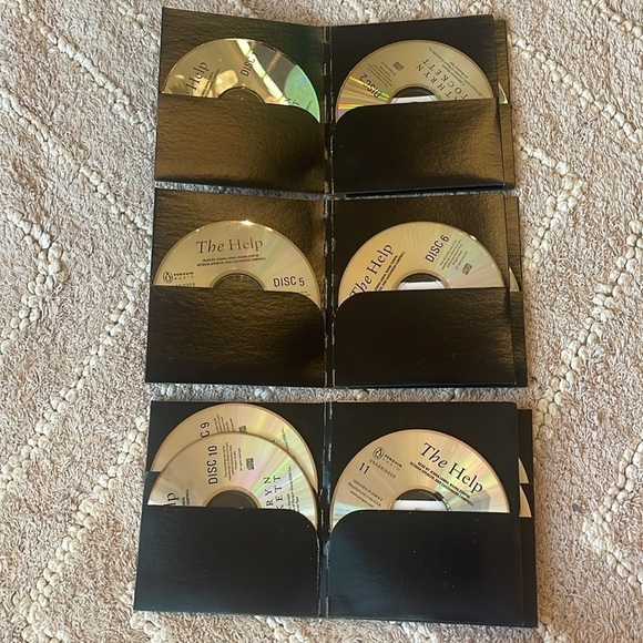 The Help by Kathryn Stockett 15 CDs Unabridged Audiobook - Picture 3 of 4